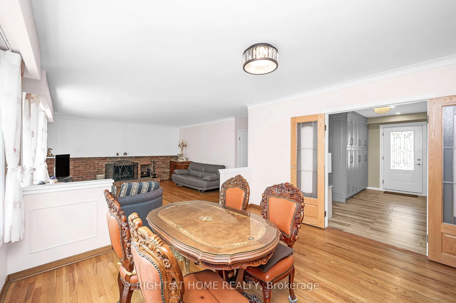 Photo 14 of 85 Robinhood Drive, Hamilton, Dundas — HOMEH