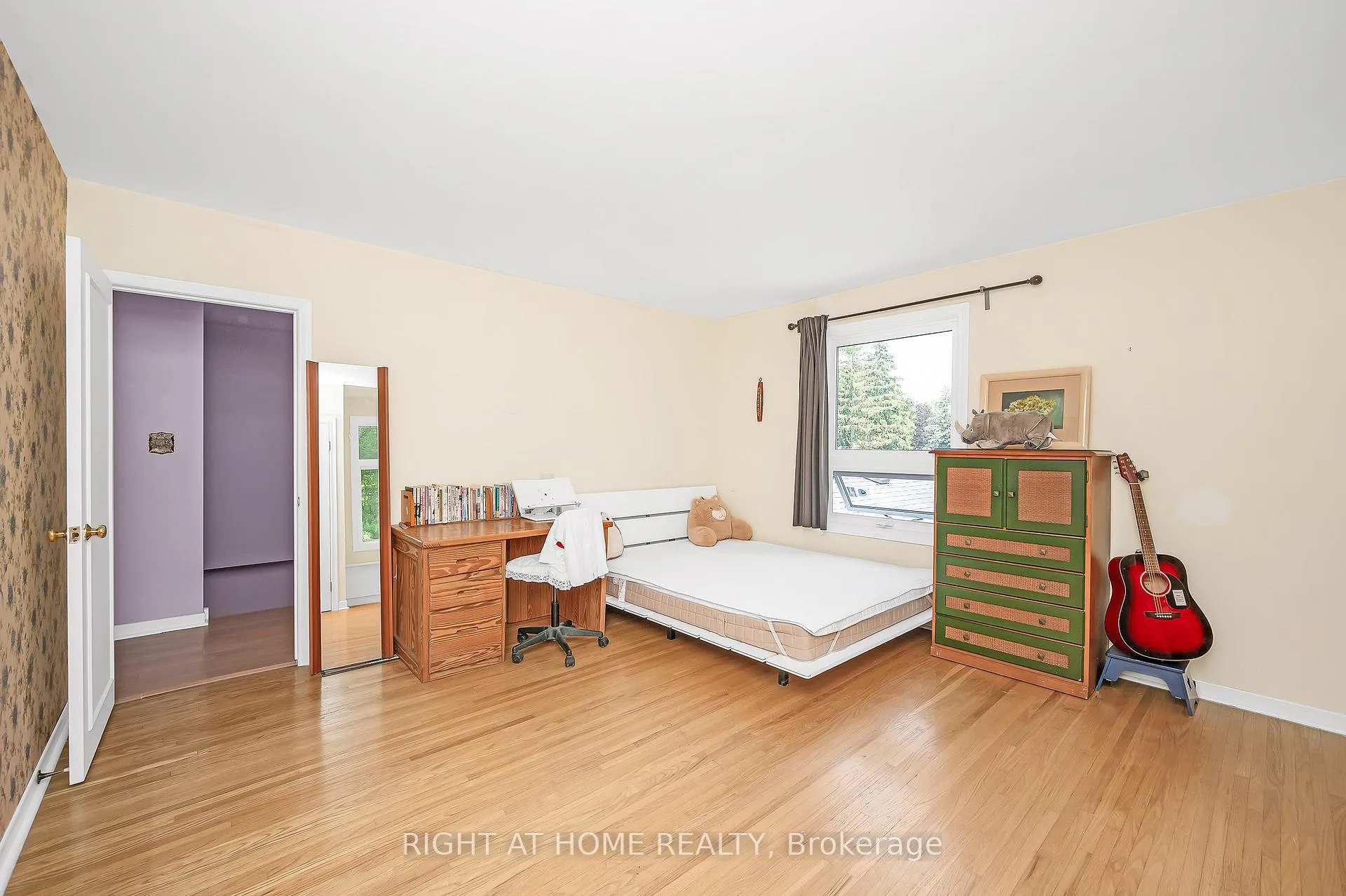 Photo 24 of 85 Robinhood Drive, Hamilton, Dundas — HOMEH