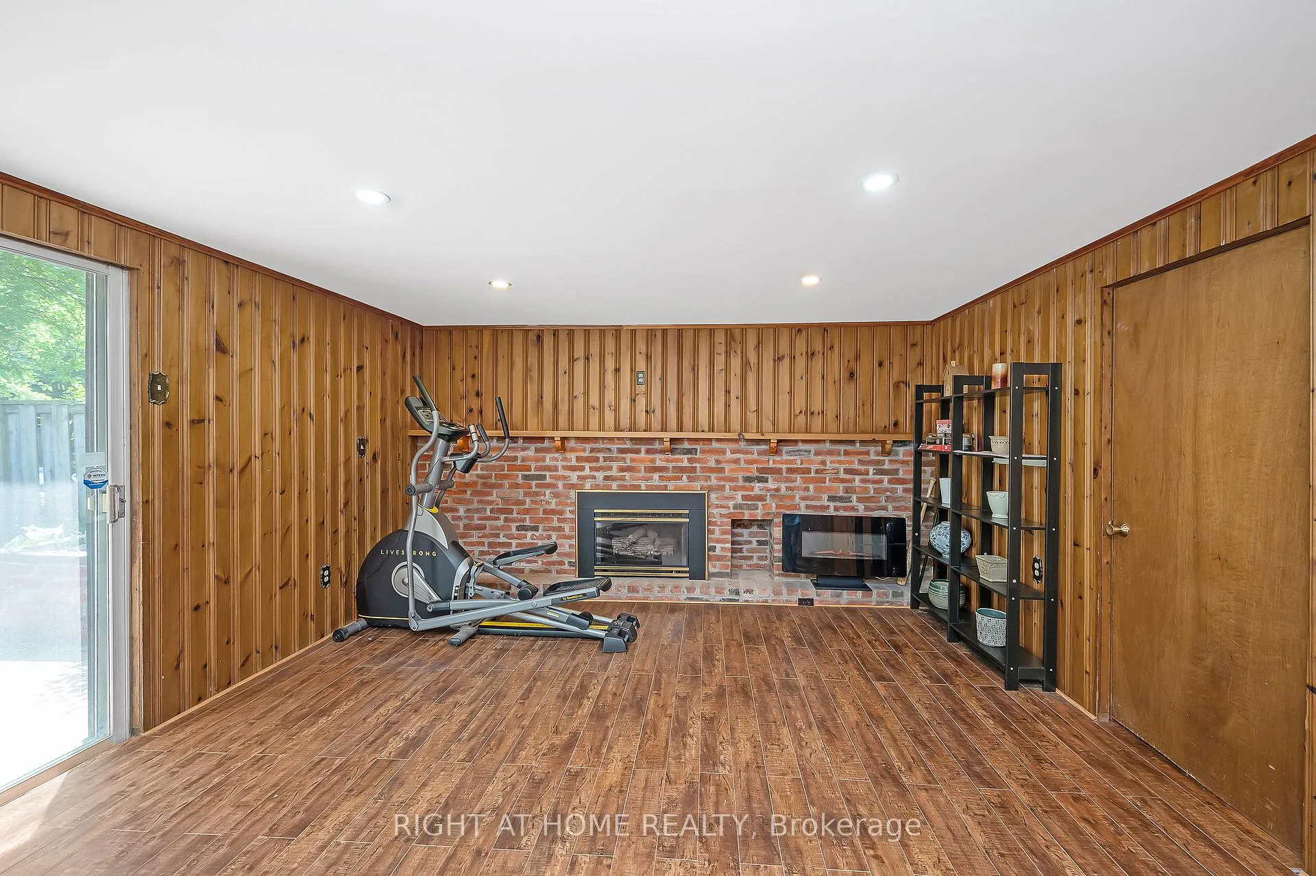 Photo 30 of 85 Robinhood Drive, Hamilton, Dundas — HOMEH