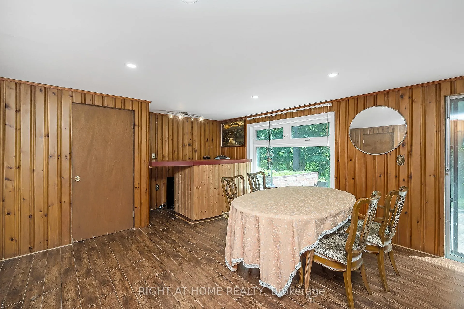 Photo 32 of 85 Robinhood Drive, Hamilton, Dundas — HOMEH