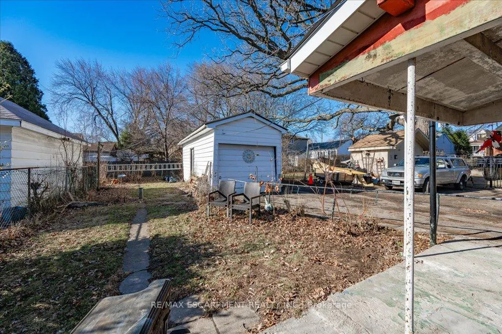 Photo 28 of 500 Queensdale Avenue E, Hamilton, Eastmount — HOMEH