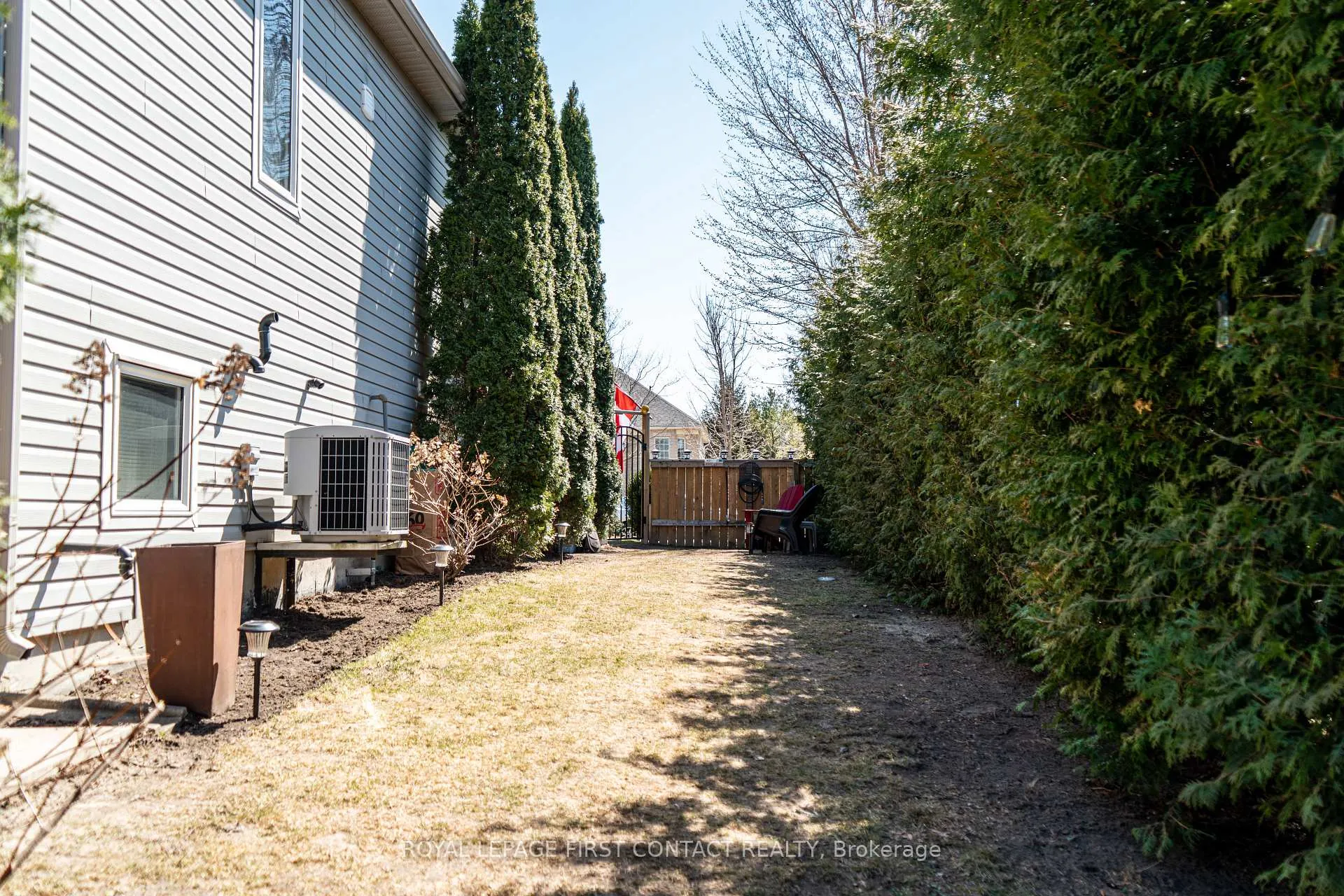 Photo 18 of 74 Meadowlark Boulevard, Wasaga Beach — HOMEH