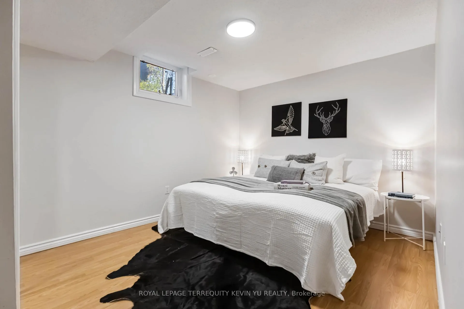 Photo 20 of 24 Blackburn Crescent, Ajax, Central — HOMEH