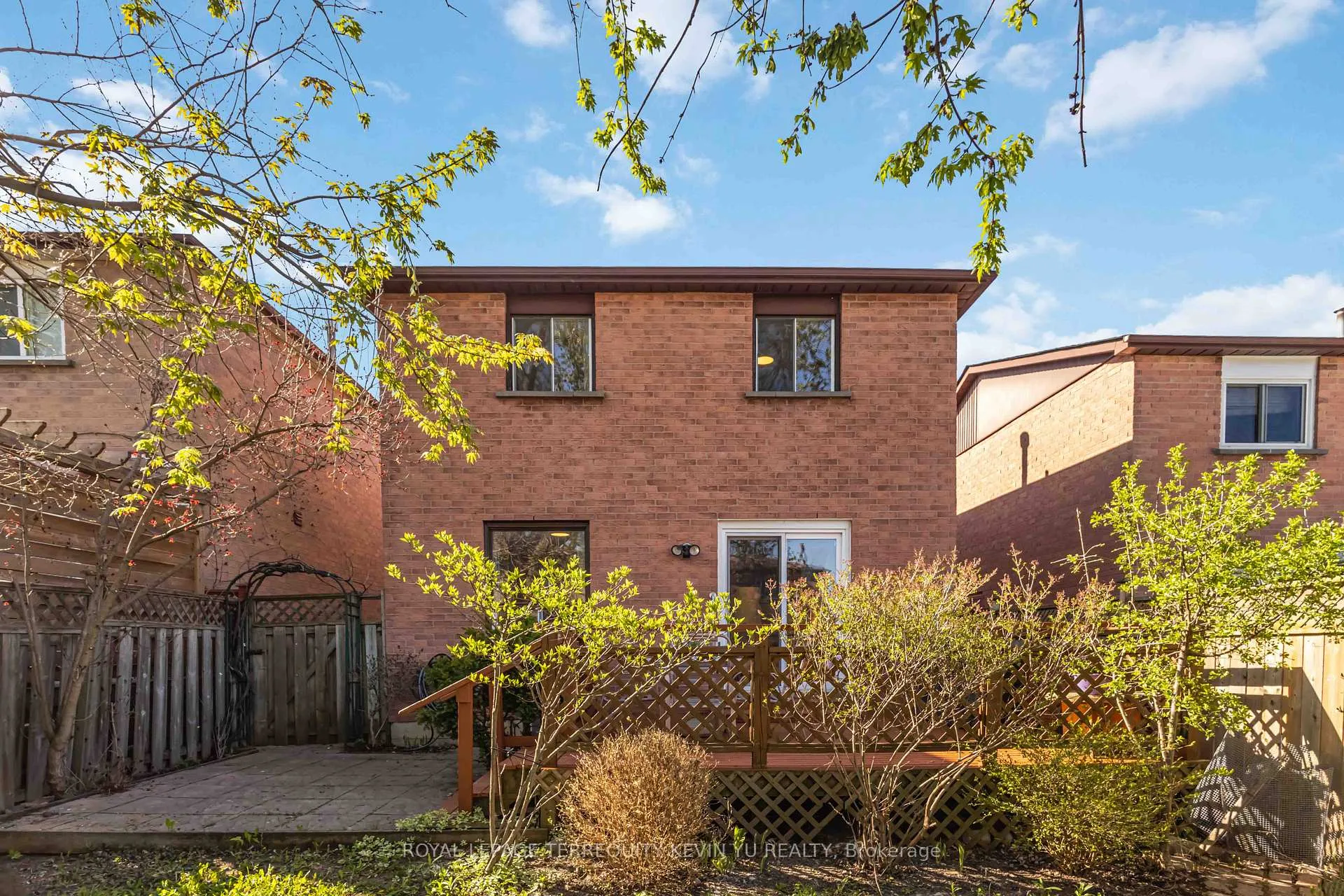 Photo 26 of 24 Blackburn Crescent, Ajax, Central — HOMEH