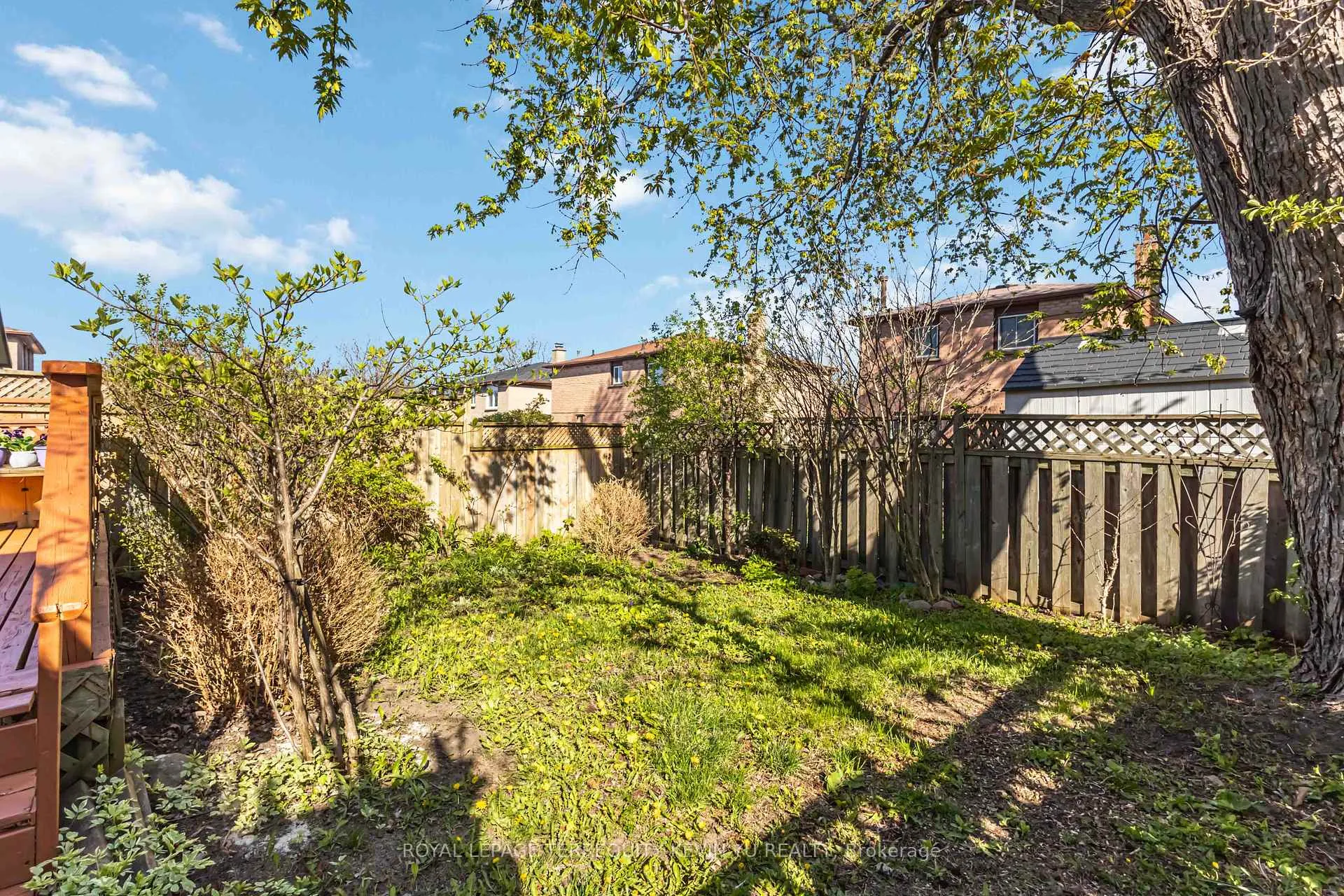 Photo 30 of 24 Blackburn Crescent, Ajax, Central — HOMEH