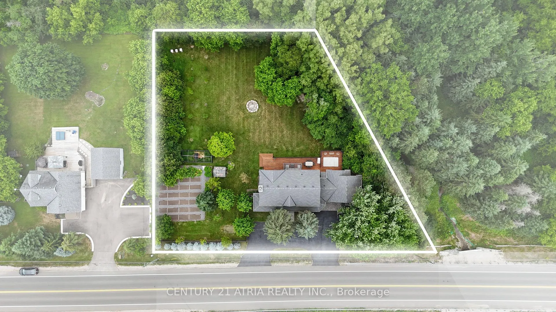 Photo 4 of 2460 Lloydtown-Aurora Road, King, Rural King — HOMEH