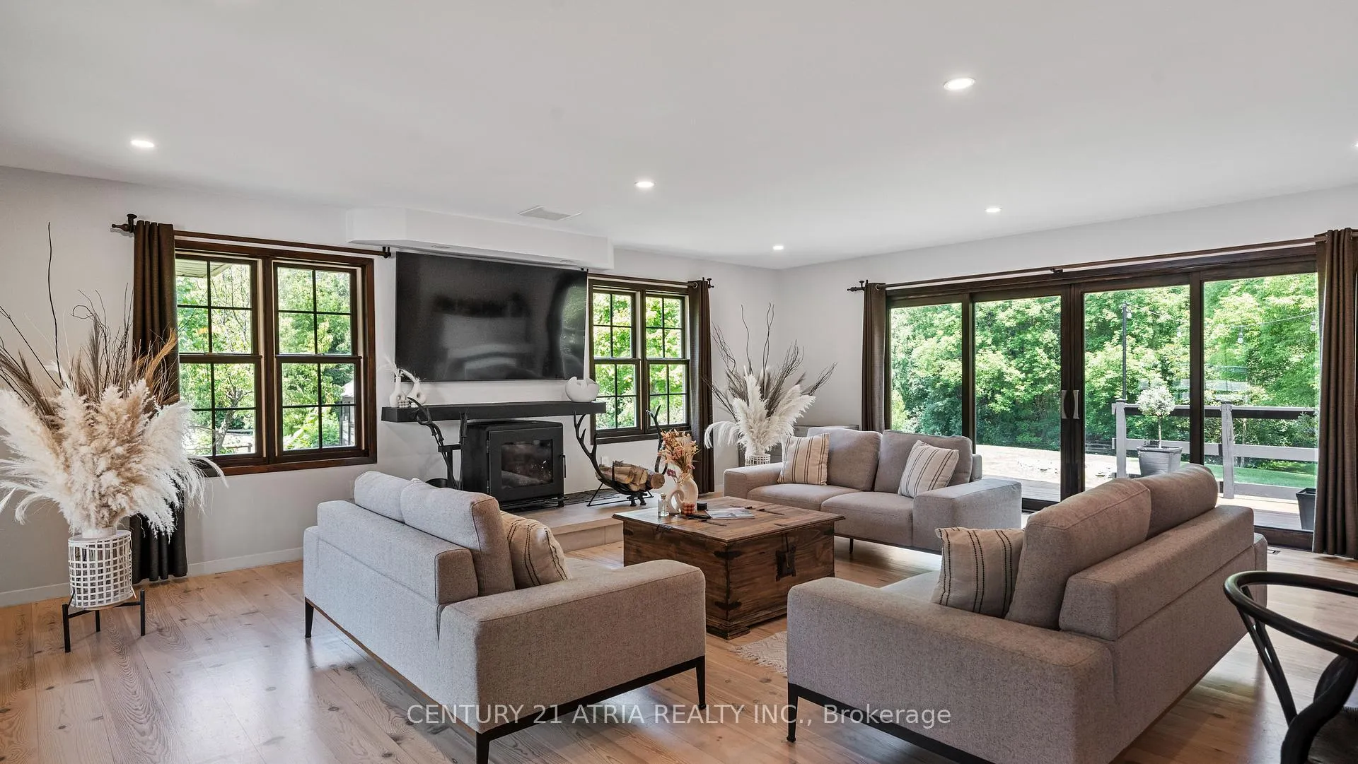 Photo 6 of 2460 Lloydtown-Aurora Road, King, Rural King — HOMEH
