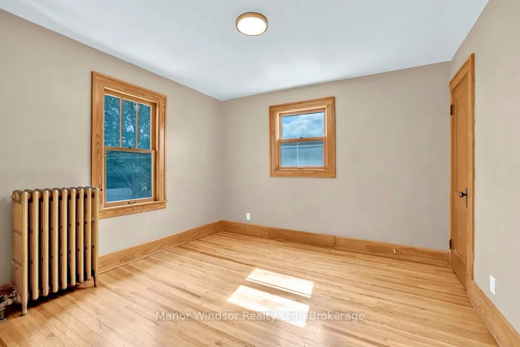 Photo 10 of 374 Detroit Street, Windsor — HOMEH