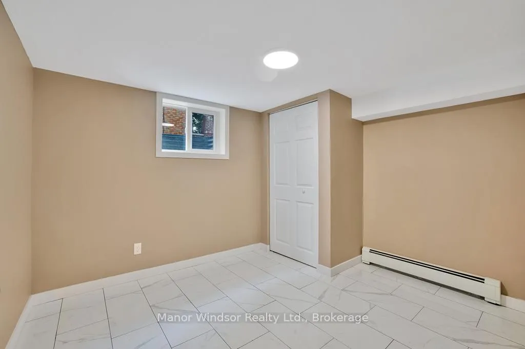Photo 13 of 374 Detroit Street, Windsor — HOMEH