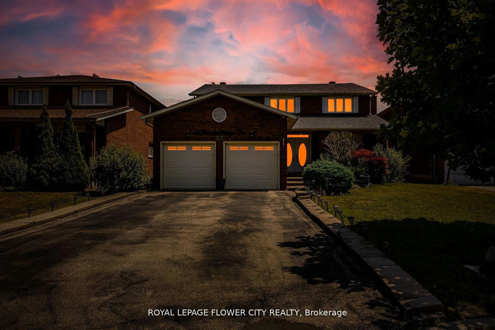 Front of 15 Thistle Ridge Drive E
