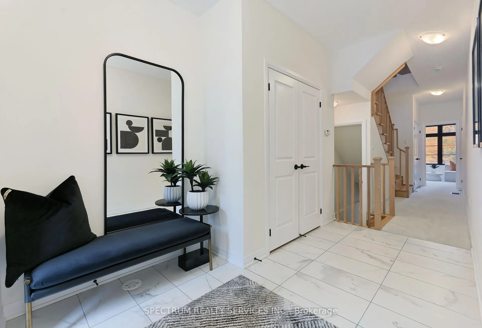 Photo 4 of 87 Archambault Way, Vaughan, Vellore Village — HOMEH