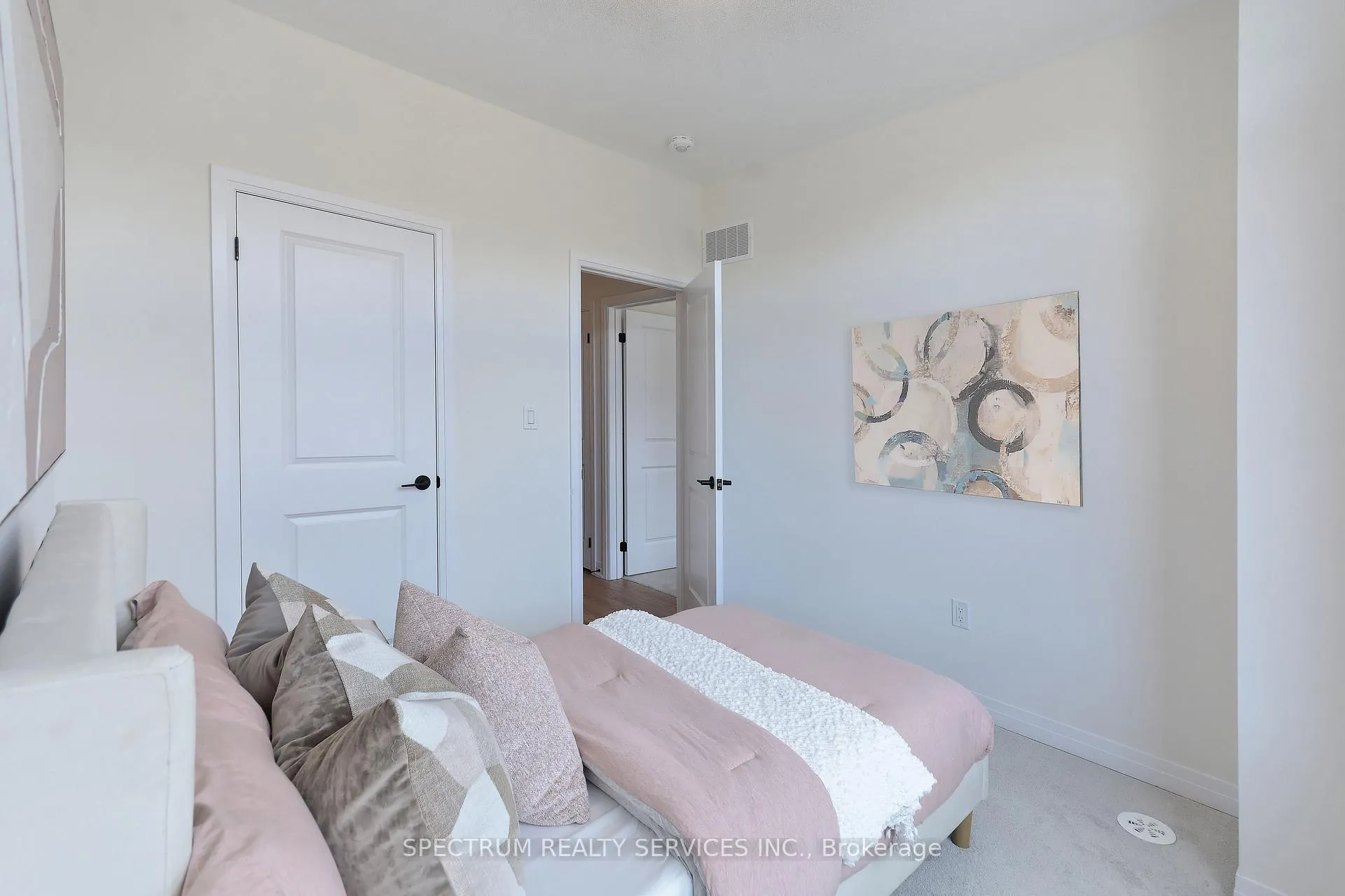 Photo 33 of 87 Archambault Way, Vaughan, Vellore Village — HOMEH