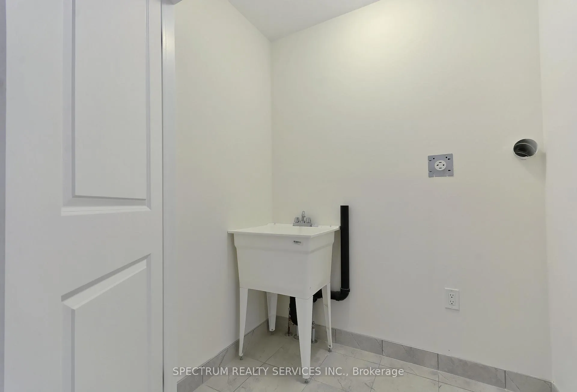 Photo 38 of 87 Archambault Way, Vaughan, Vellore Village — HOMEH