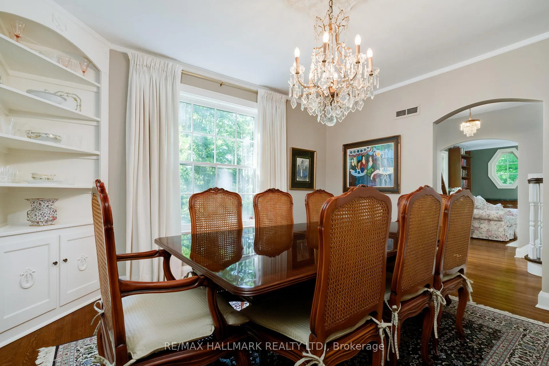 Photo 9 of 738 O'Connor Drive, Toronto, East York — HOMEH