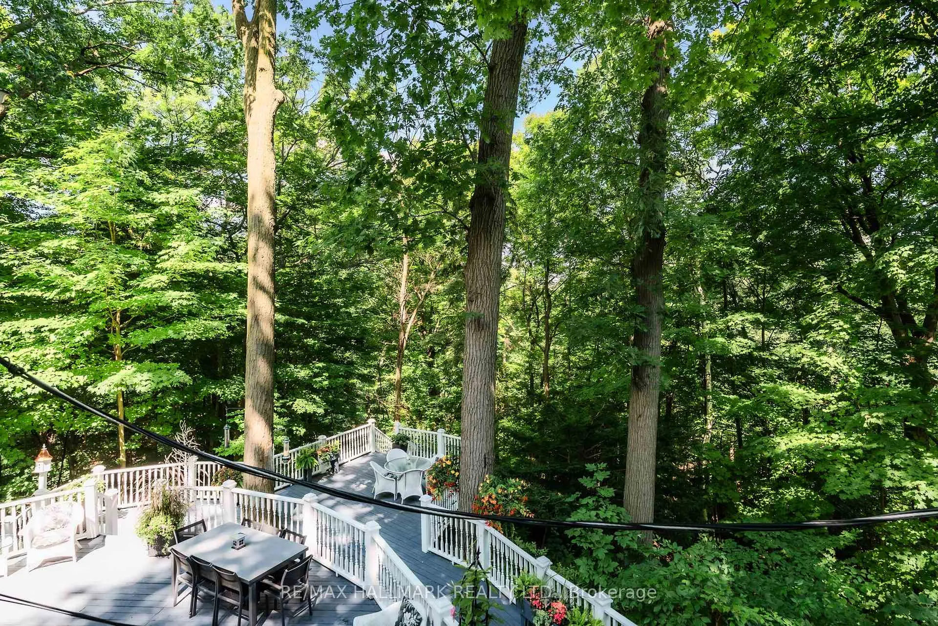 Photo 24 of 738 O'Connor Drive, Toronto, East York — HOMEH