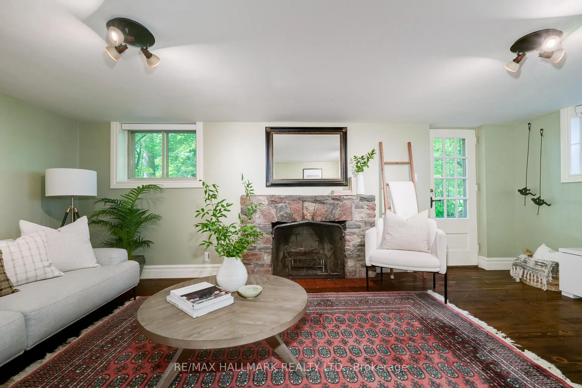 Photo 30 of 738 O'Connor Drive, Toronto, East York — HOMEH