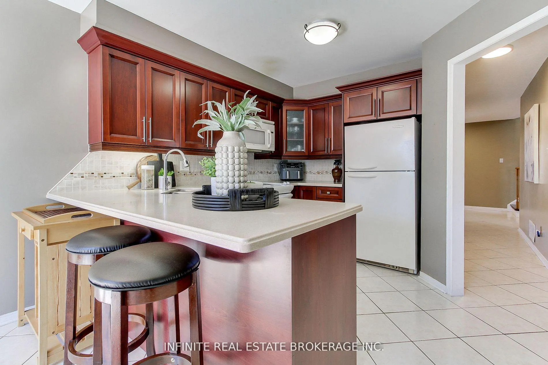 Photo 11 of 70 Sable Crescent, Whitby, Rolling Acres — HOMEH