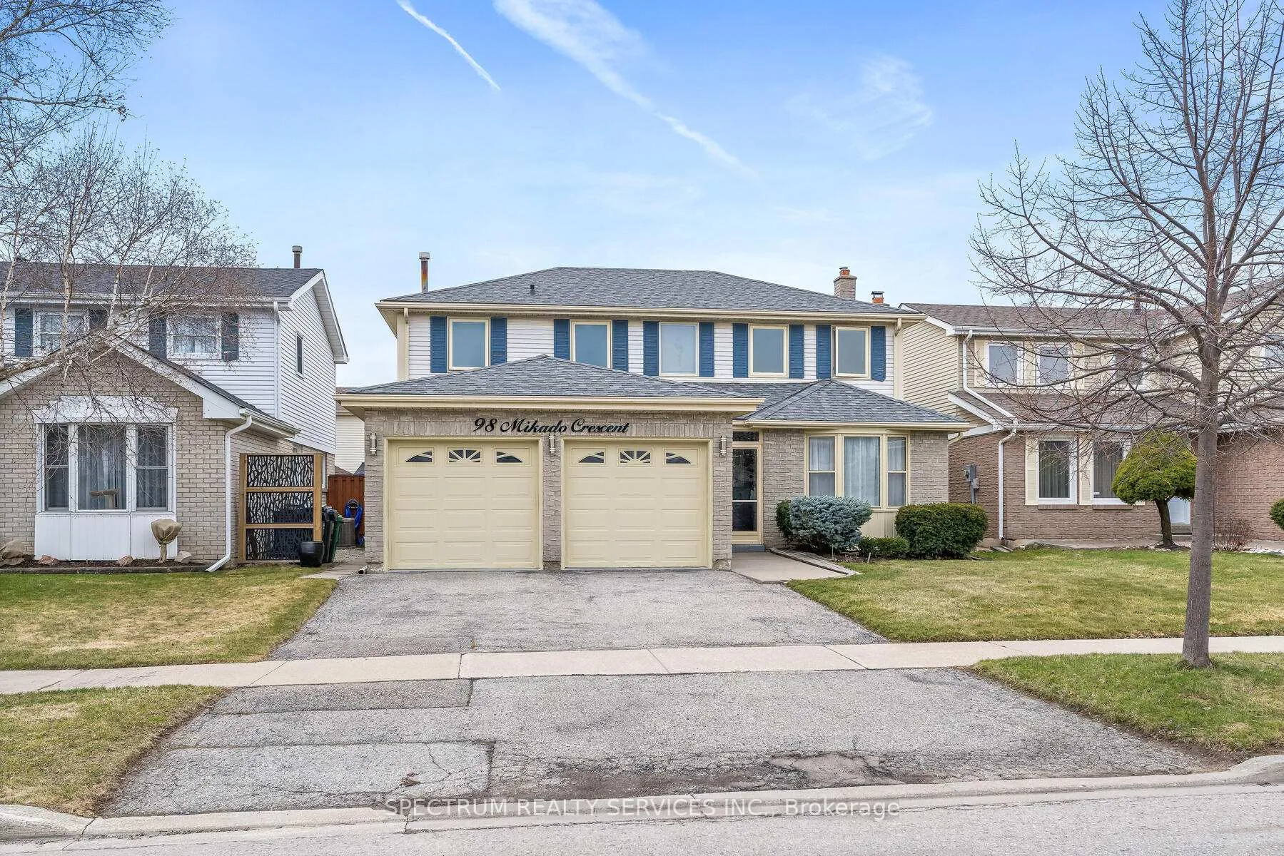Front of 98 Mikado Crescent