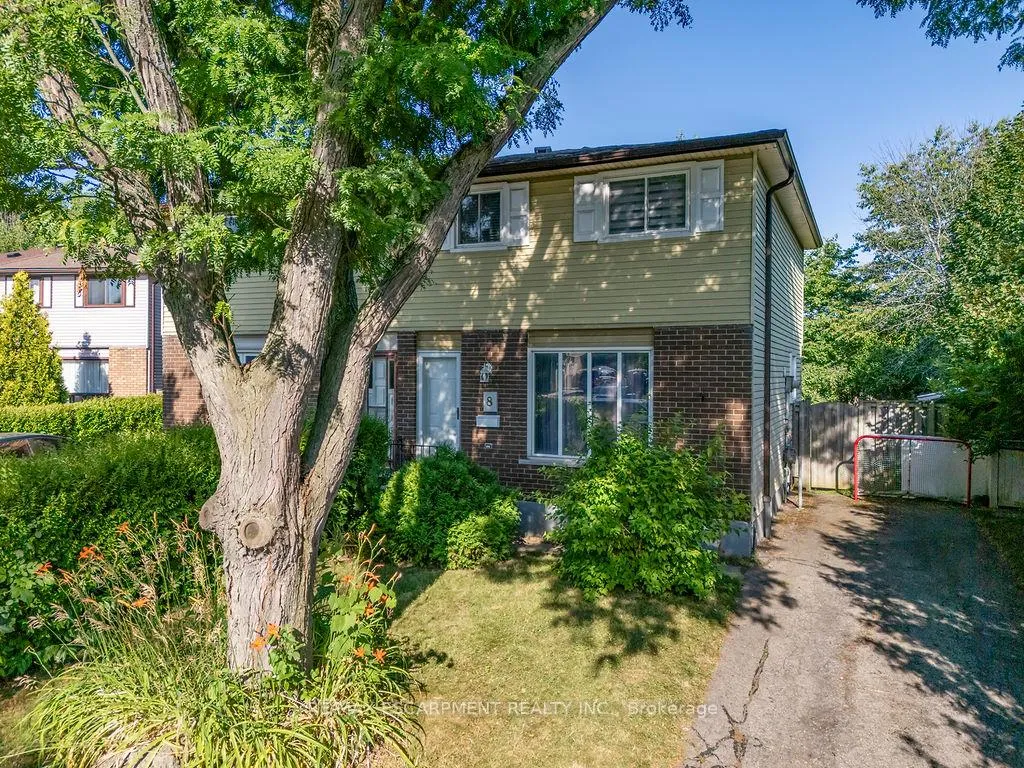 Front of 8 Gerrick Court