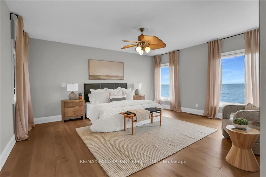 Photo 14 of 45 Lakegate Drive, Hamilton, Lakeshore — HOMEH
