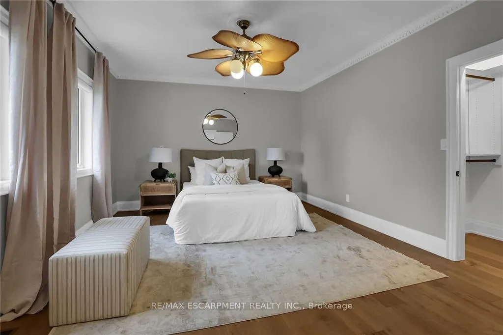 Photo 15 of 45 Lakegate Drive, Hamilton, Lakeshore — HOMEH