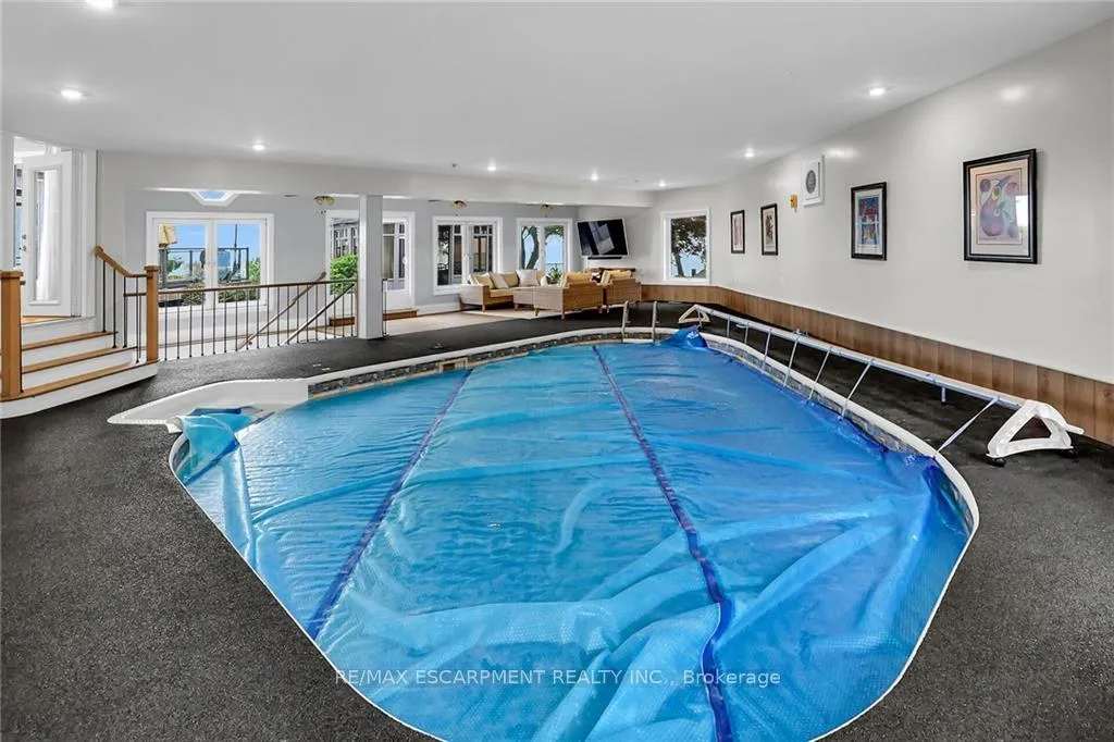 Photo 18 of 45 Lakegate Drive, Hamilton, Lakeshore — HOMEH