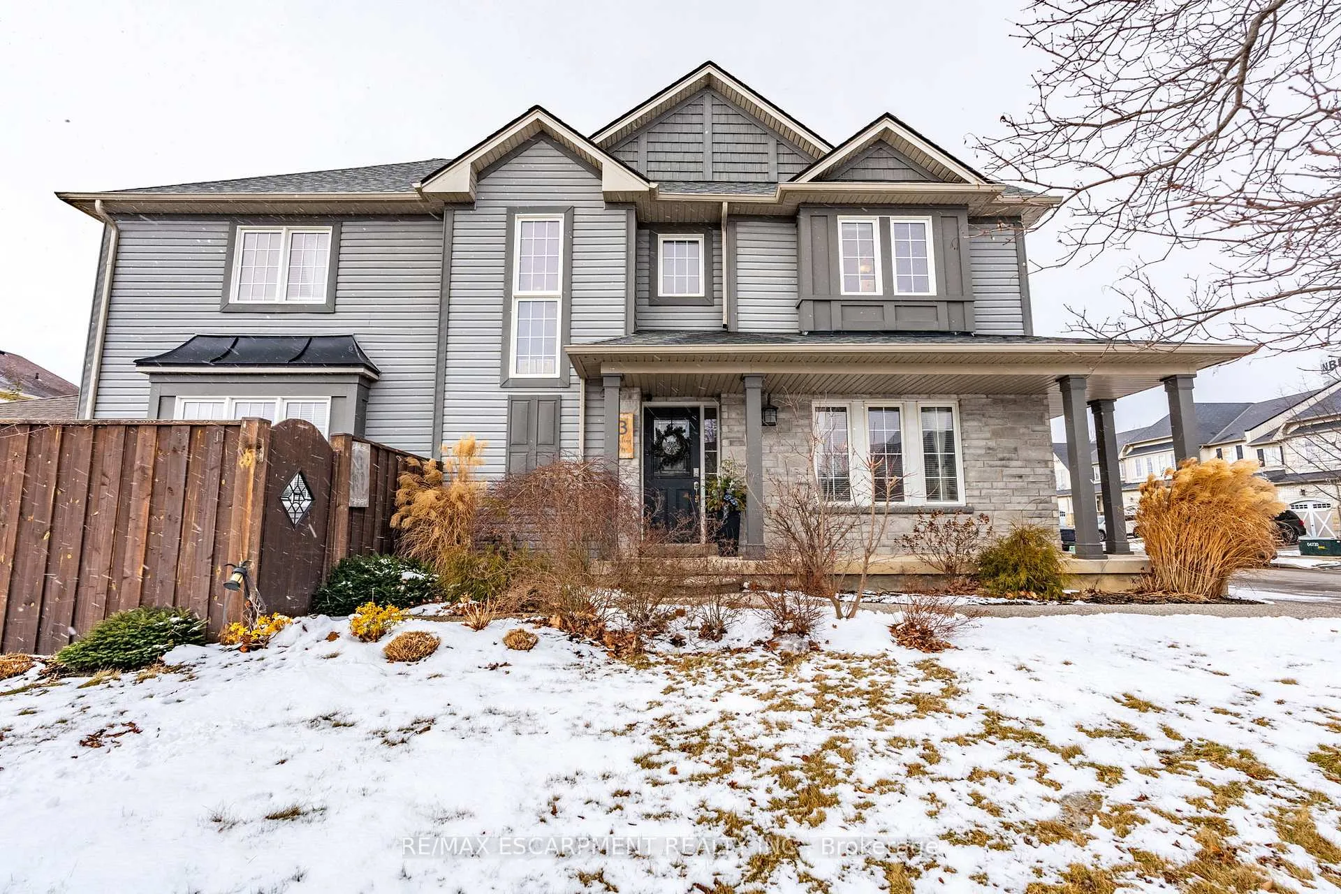 Photo 3 of 3 Gowland Drive, Hamilton, Binbrook — HOMEH