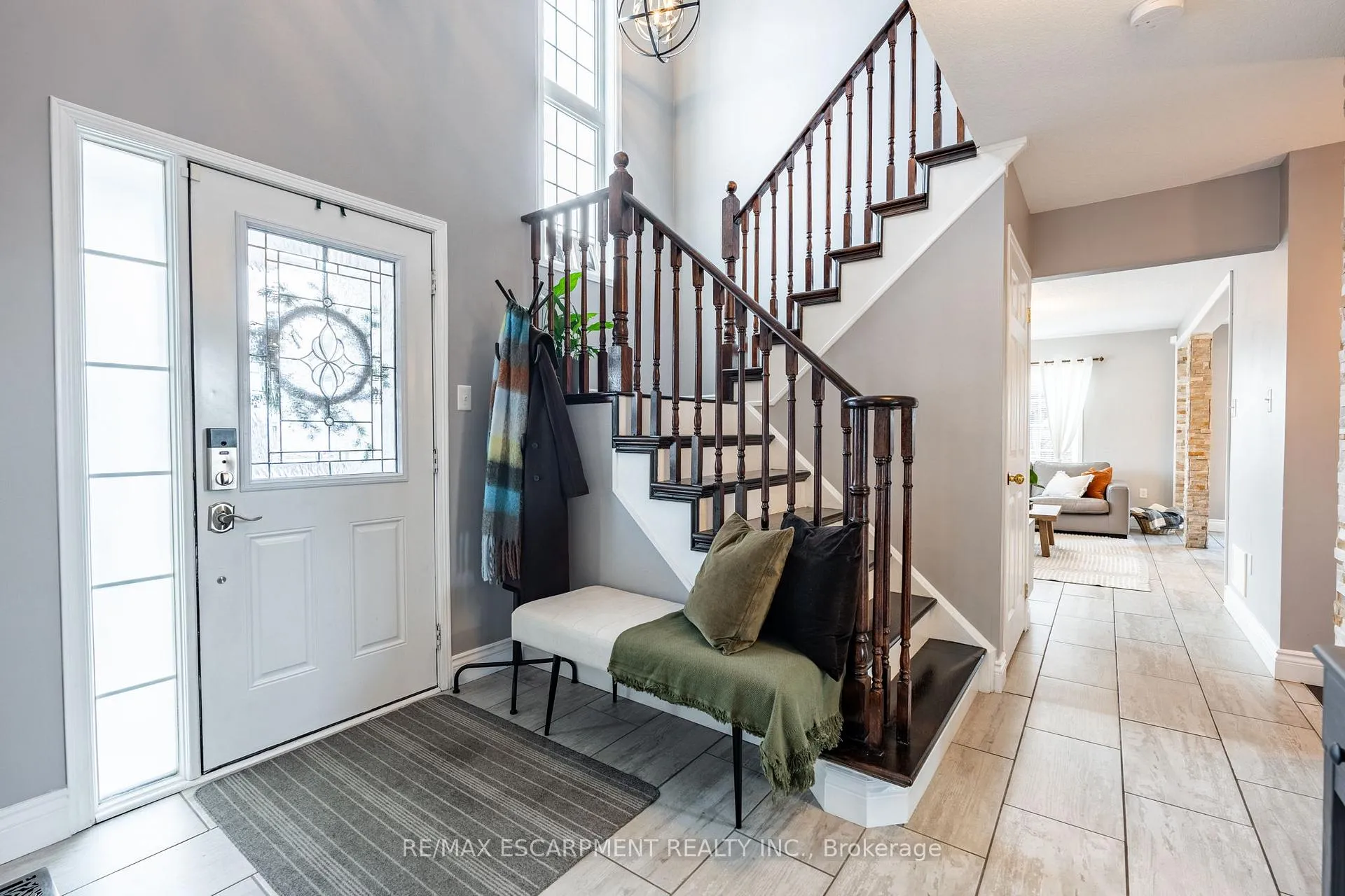 Photo 5 of 3 Gowland Drive, Hamilton, Binbrook — HOMEH