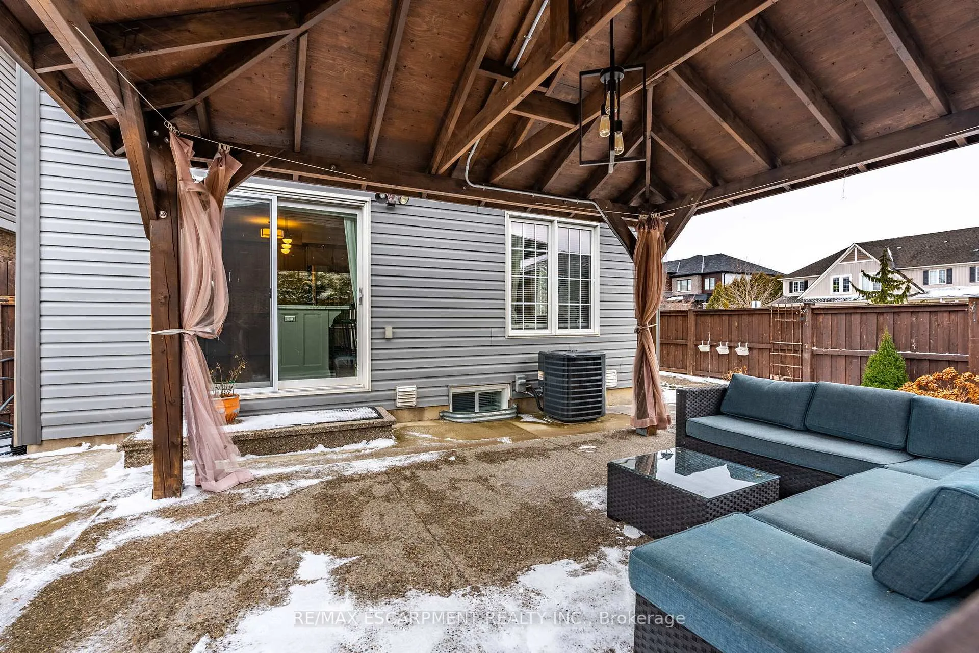 Photo 37 of 3 Gowland Drive, Hamilton, Binbrook — HOMEH