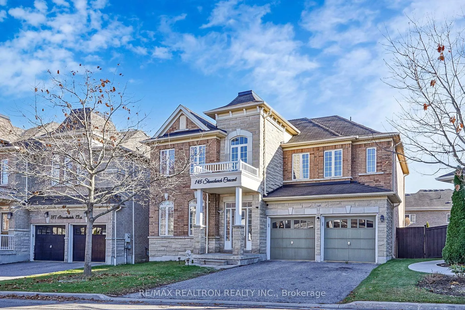 Photo 2 of 145 Stonechurch Crescent, Markham, Box Grove — HOMEH