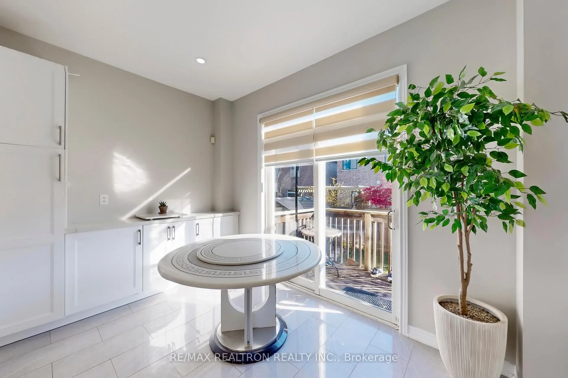 Photo 19 of 145 Stonechurch Crescent, Markham, Box Grove — HOMEH