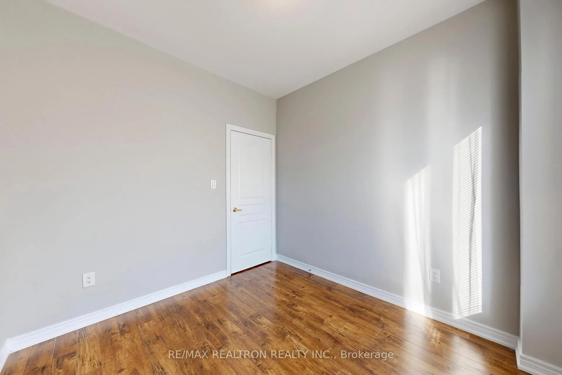 Photo 24 of 145 Stonechurch Crescent, Markham, Box Grove — HOMEH