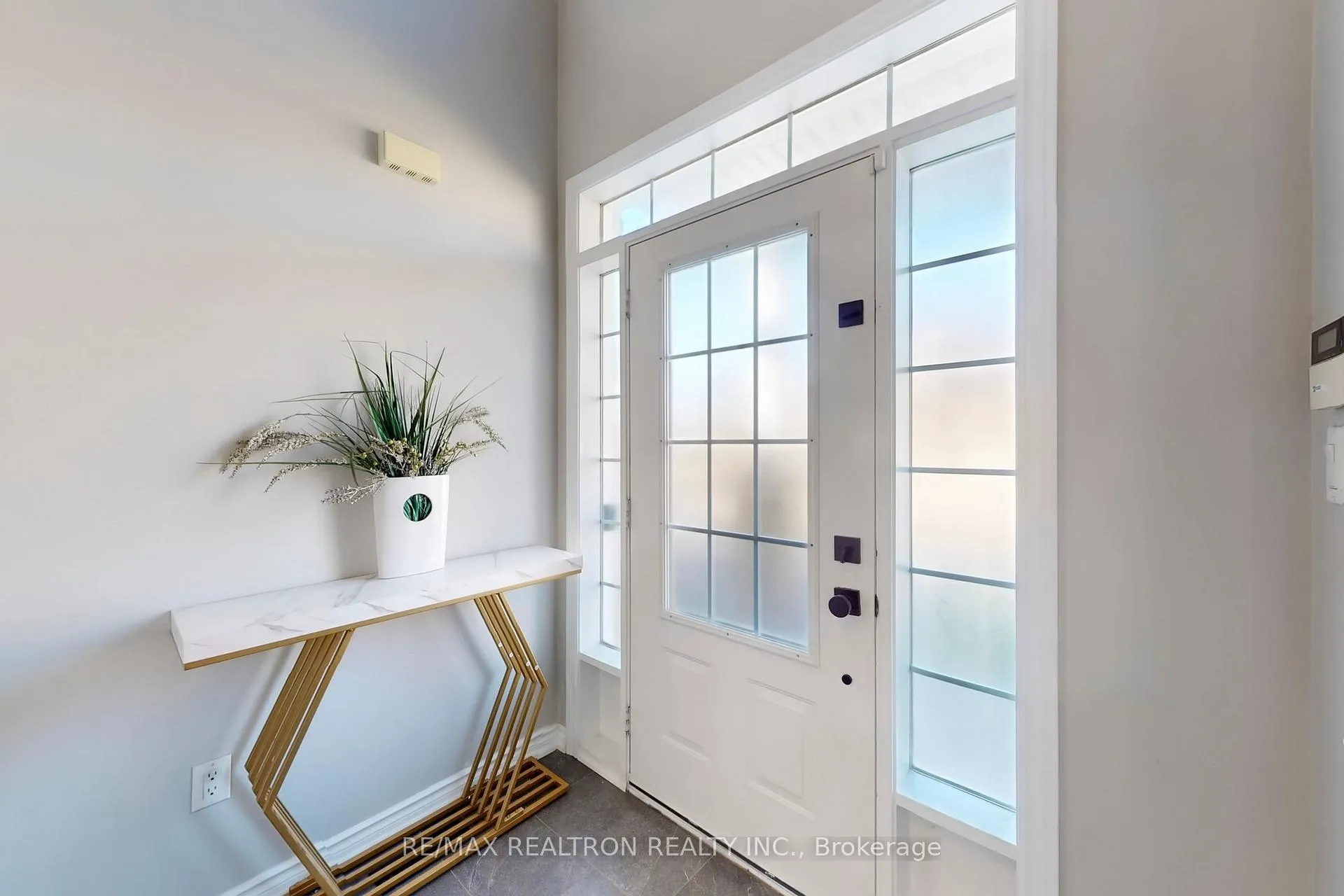 Photo 28 of 145 Stonechurch Crescent, Markham, Box Grove — HOMEH