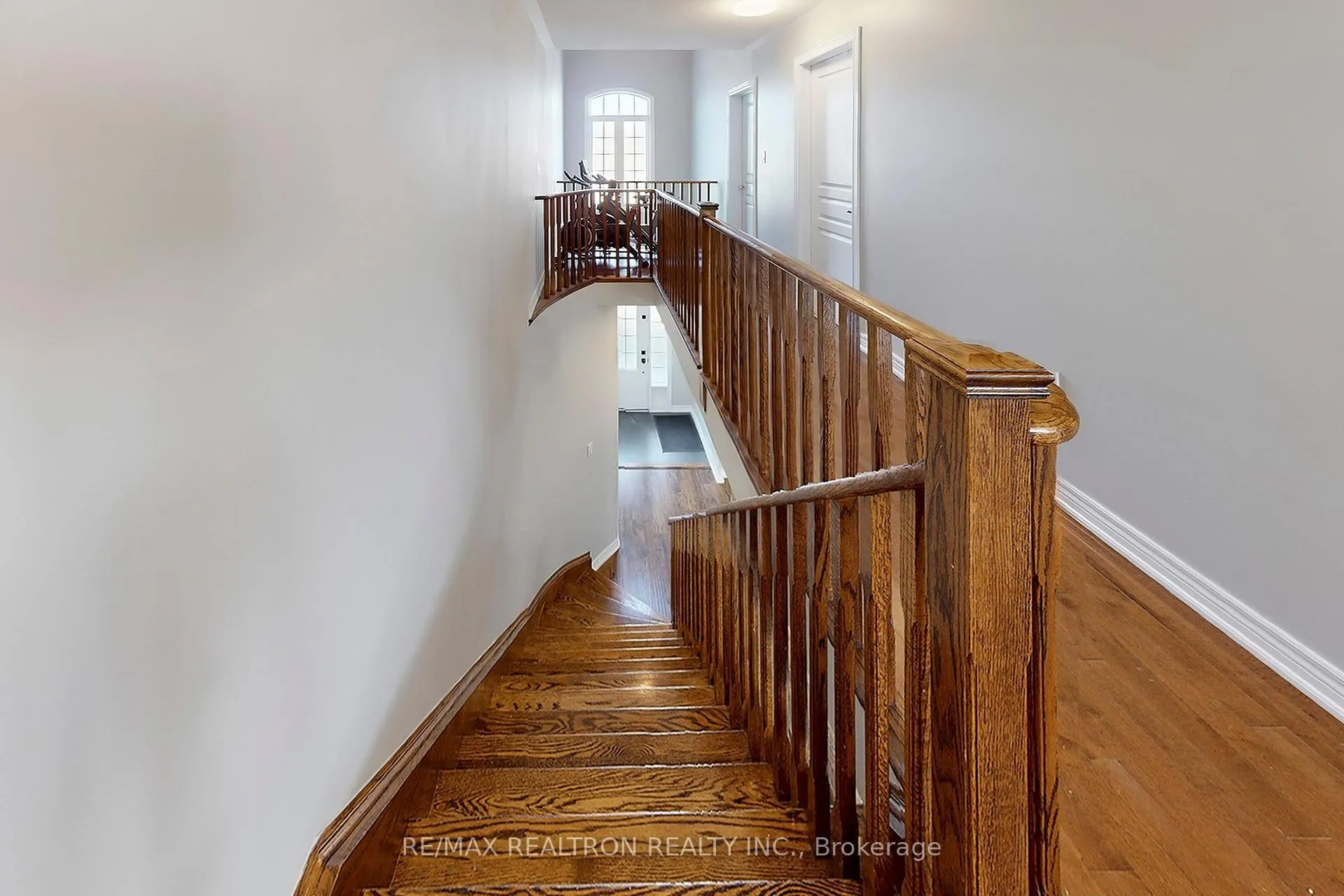 Photo 30 of 145 Stonechurch Crescent, Markham, Box Grove — HOMEH