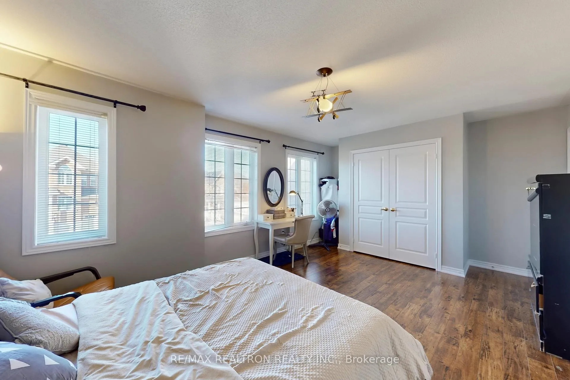 Photo 43 of 145 Stonechurch Crescent, Markham, Box Grove — HOMEH