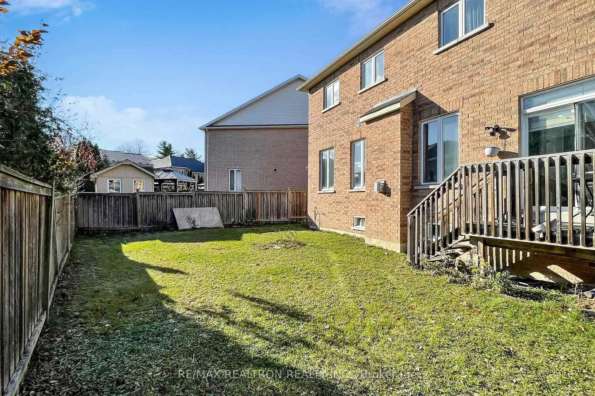 Photo 50 of 145 Stonechurch Crescent, Markham, Box Grove — HOMEH