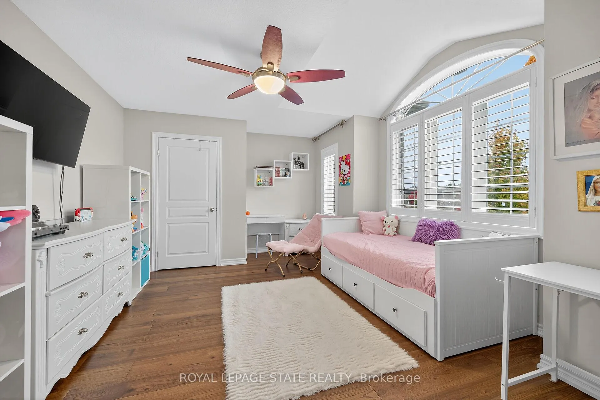 Photo 15 of 181 Springview Drive, Hamilton, Waterdown — HOMEH