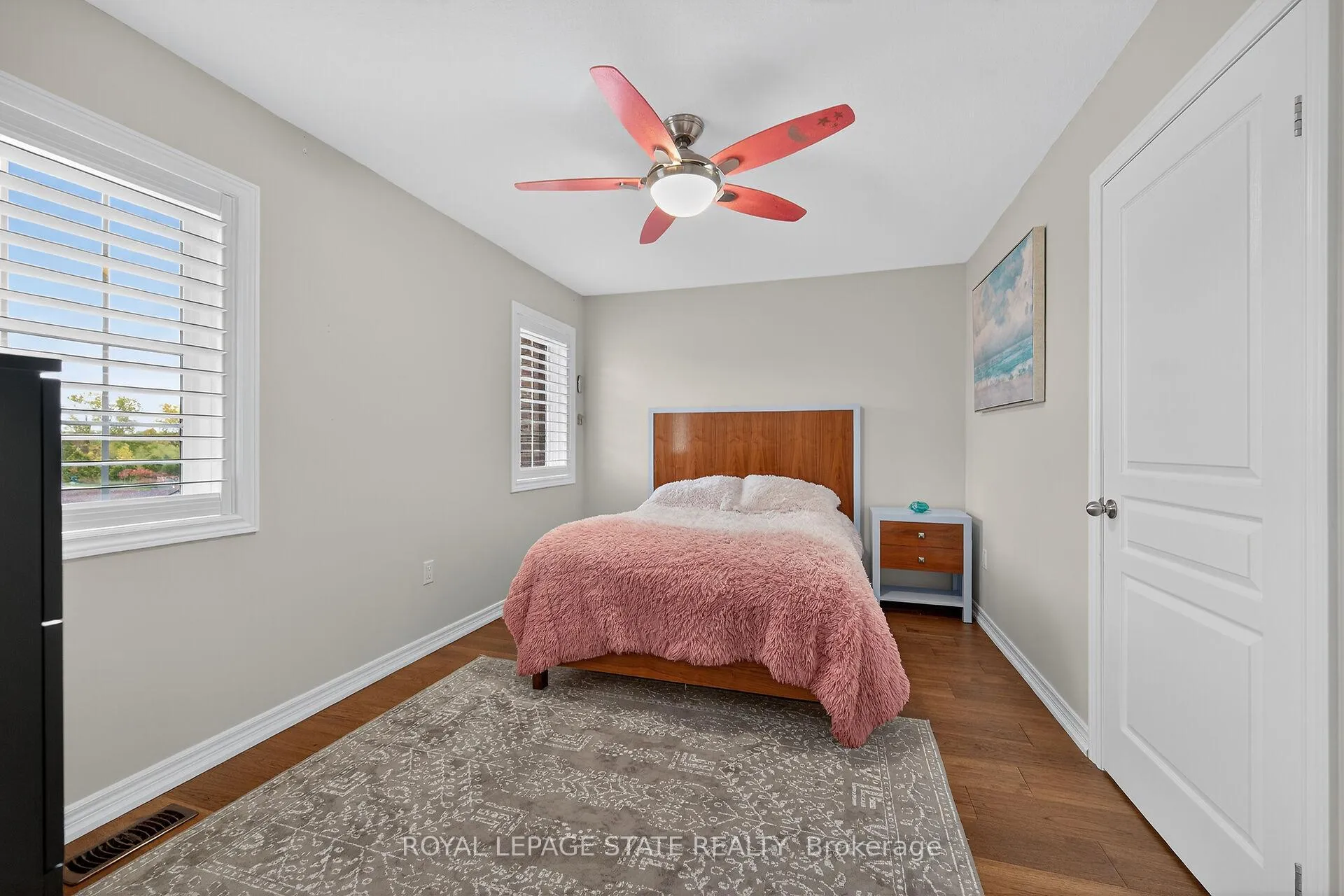 Photo 16 of 181 Springview Drive, Hamilton, Waterdown — HOMEH
