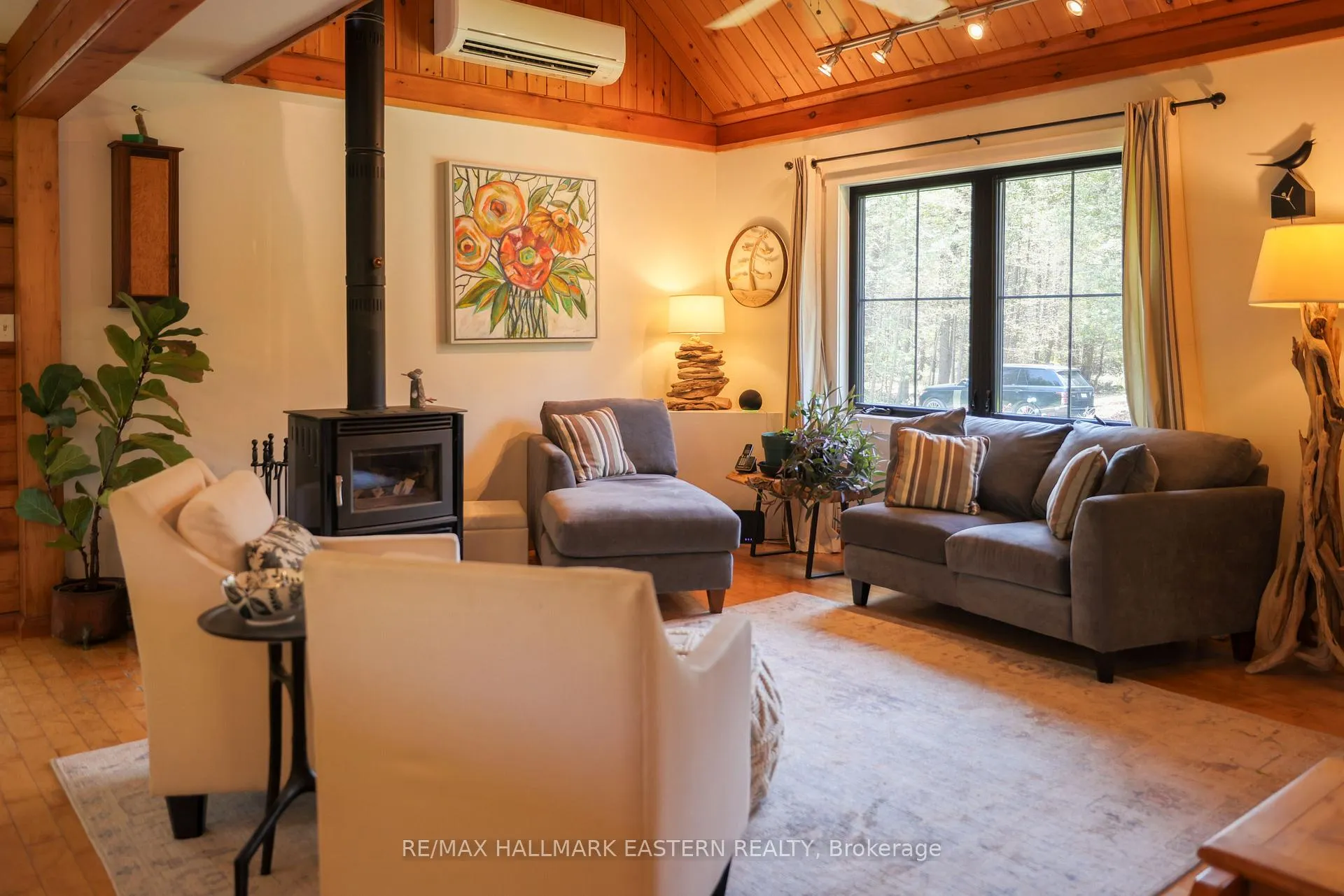 Photo 9 of 1611 County Road 4, Douro-Dummer — HOMEH