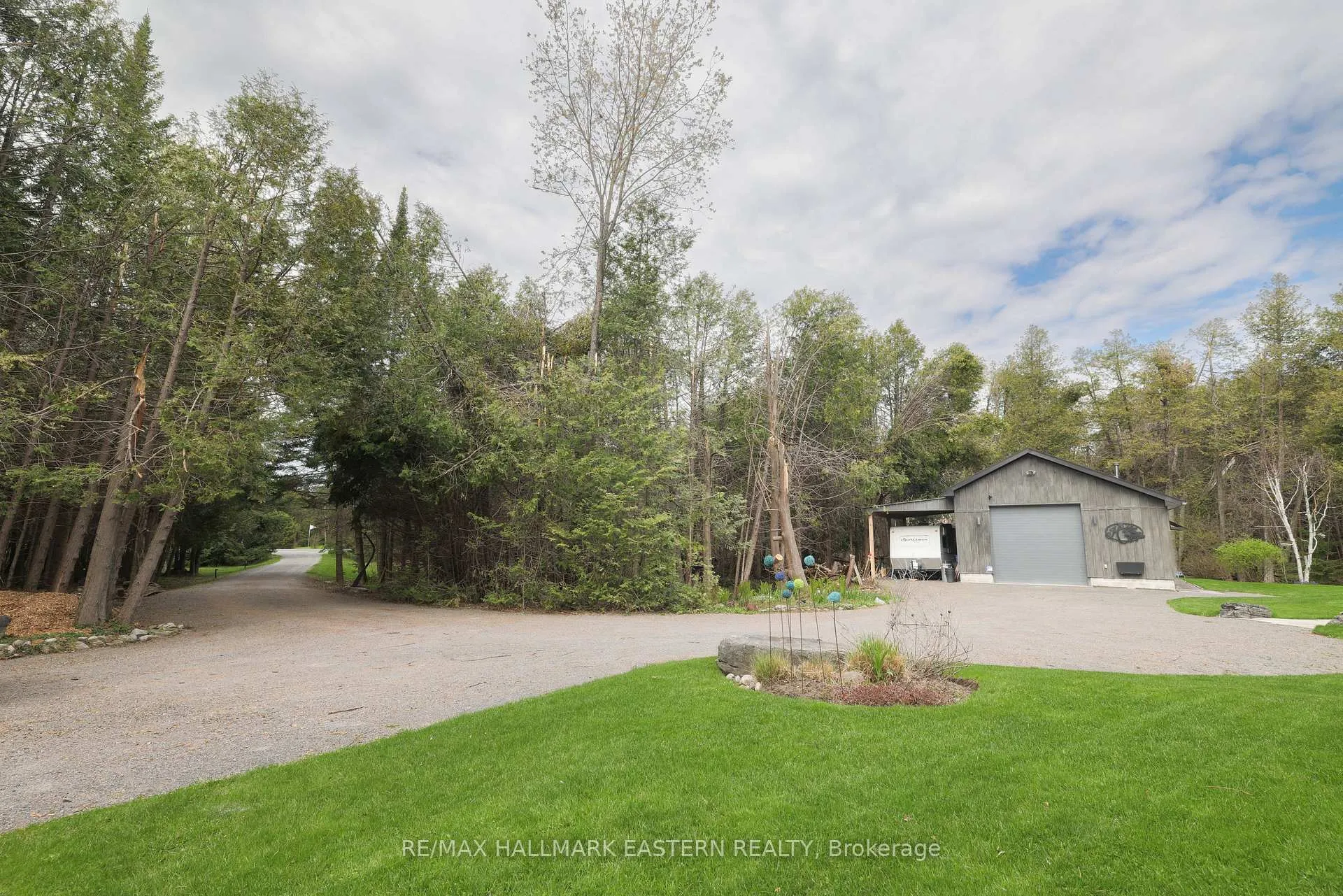 Photo 32 of 1611 County Road 4, Douro-Dummer — HOMEH