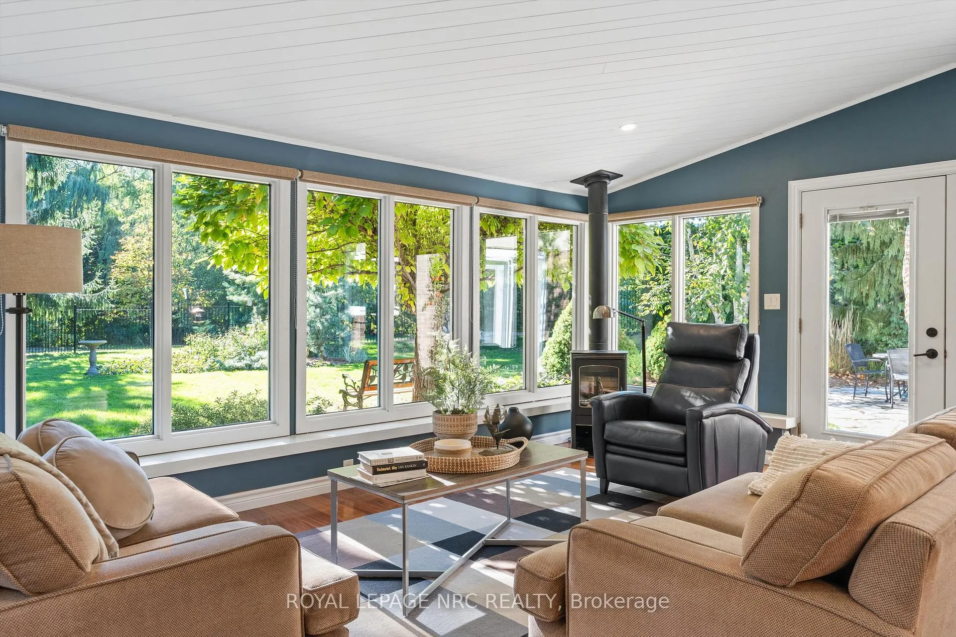 Photo 16 of 42 The Cedars, St. Catharines, Vine/Linwell — HOMEH