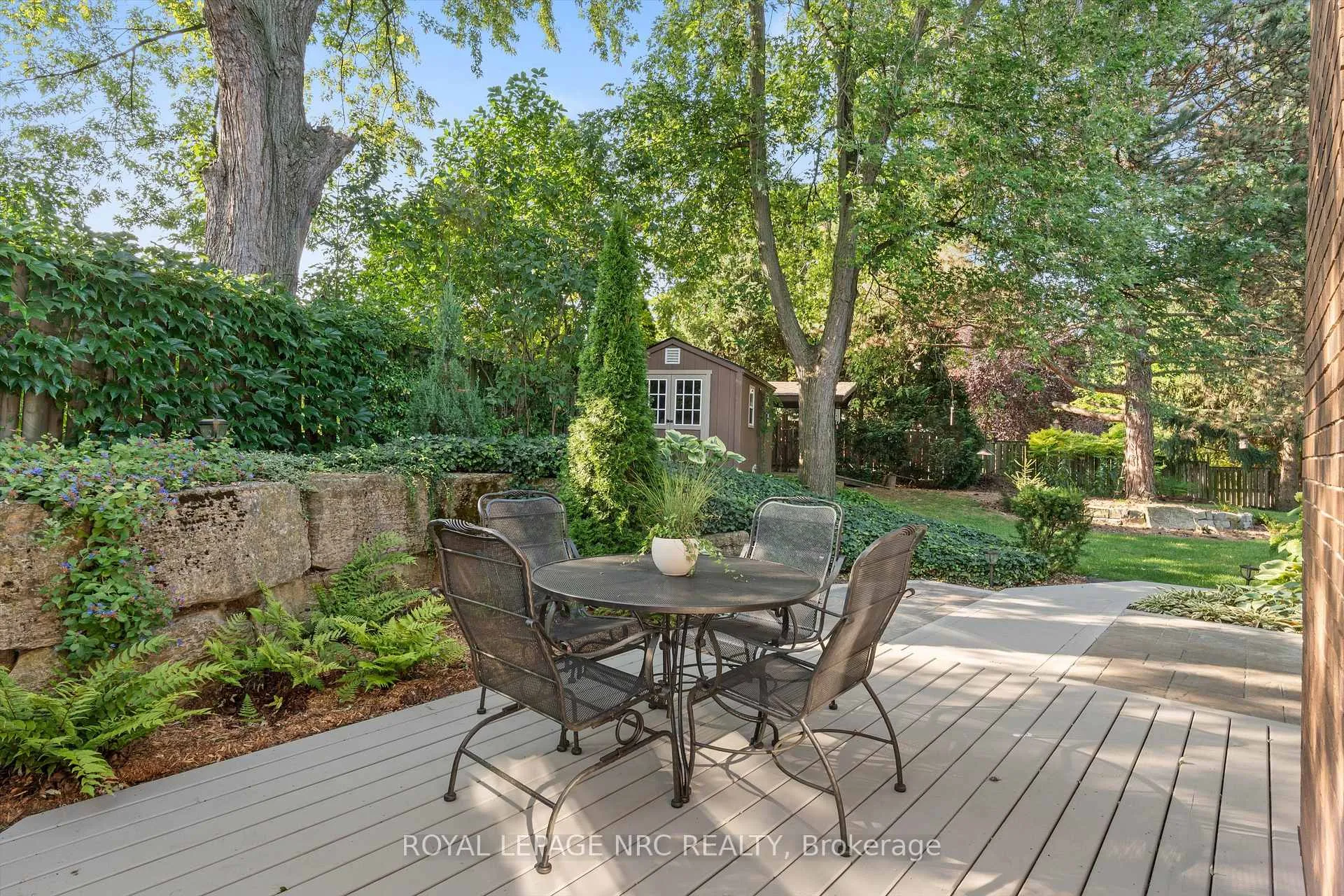 Photo 38 of 42 The Cedars, St. Catharines, Vine/Linwell — HOMEH