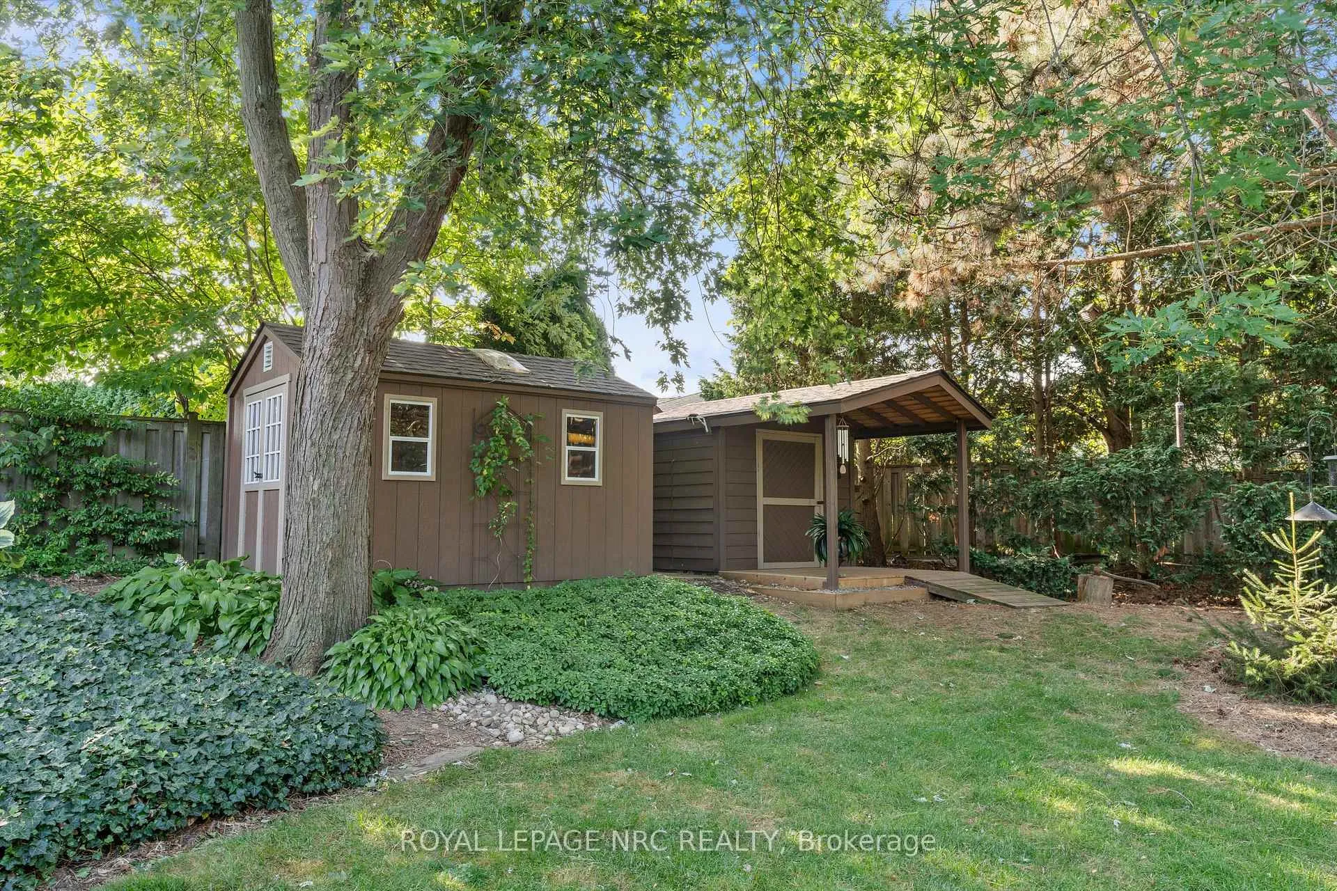 Photo 39 of 42 The Cedars, St. Catharines, Vine/Linwell — HOMEH