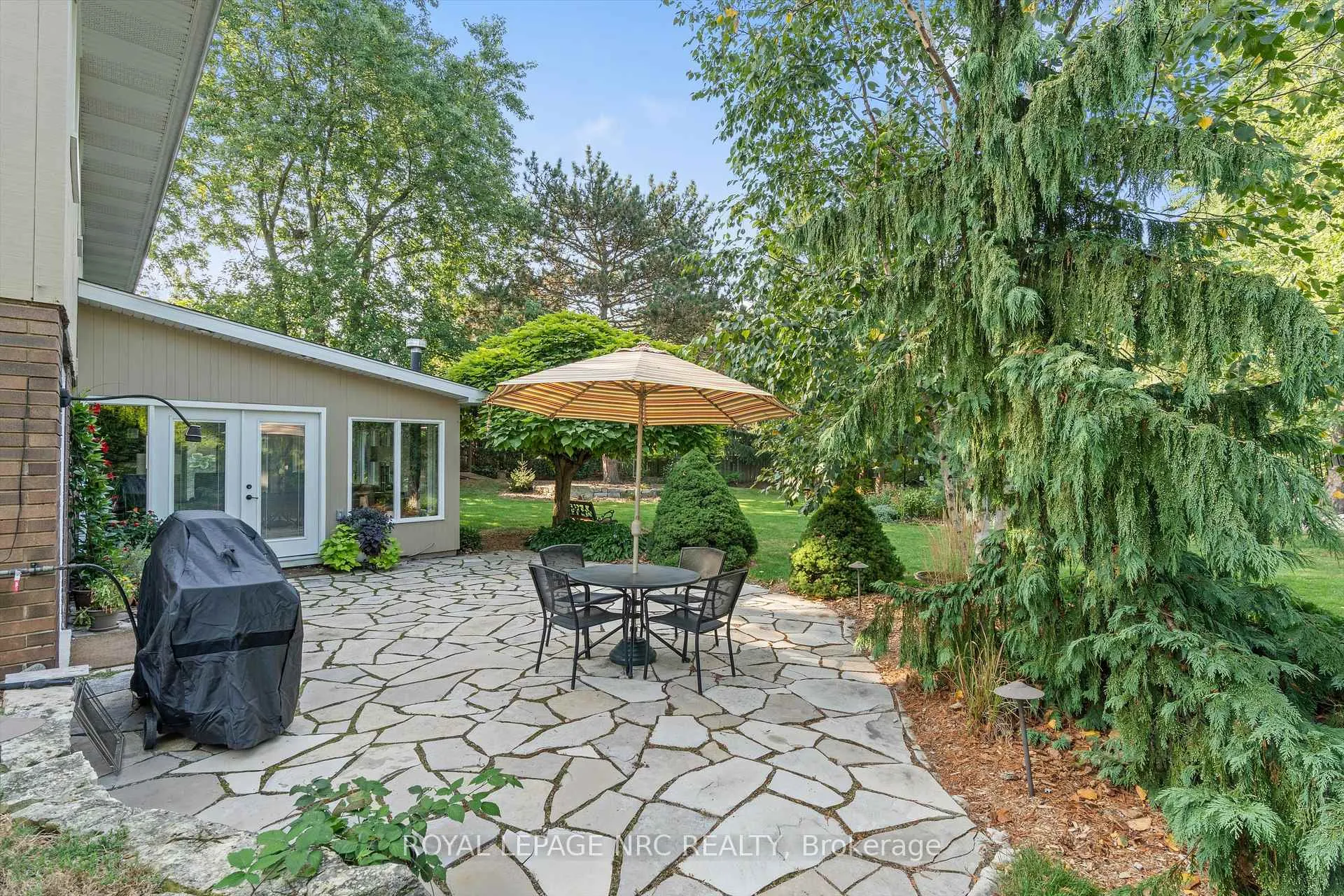 Photo 46 of 42 The Cedars, St. Catharines, Vine/Linwell — HOMEH