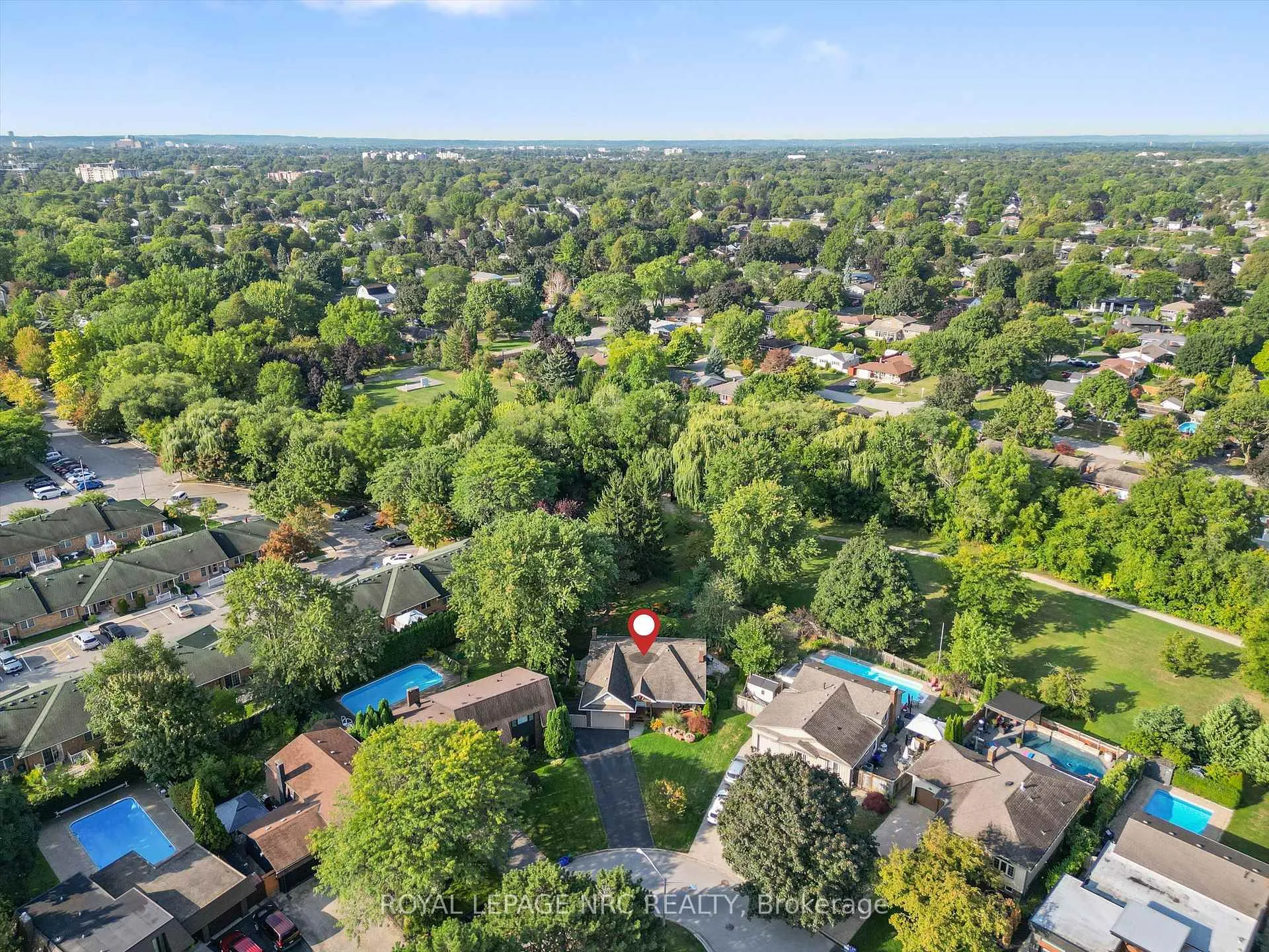 Photo 47 of 42 The Cedars, St. Catharines, Vine/Linwell — HOMEH