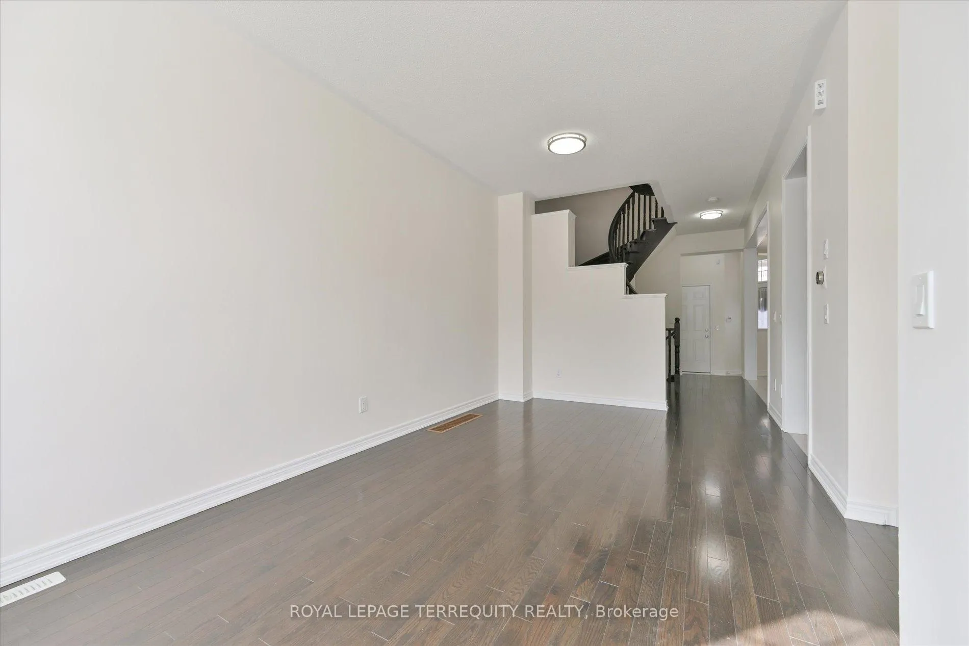 Photo 7 of 34 Tufo Avenue, Markham, Victoria Square — HOMEH