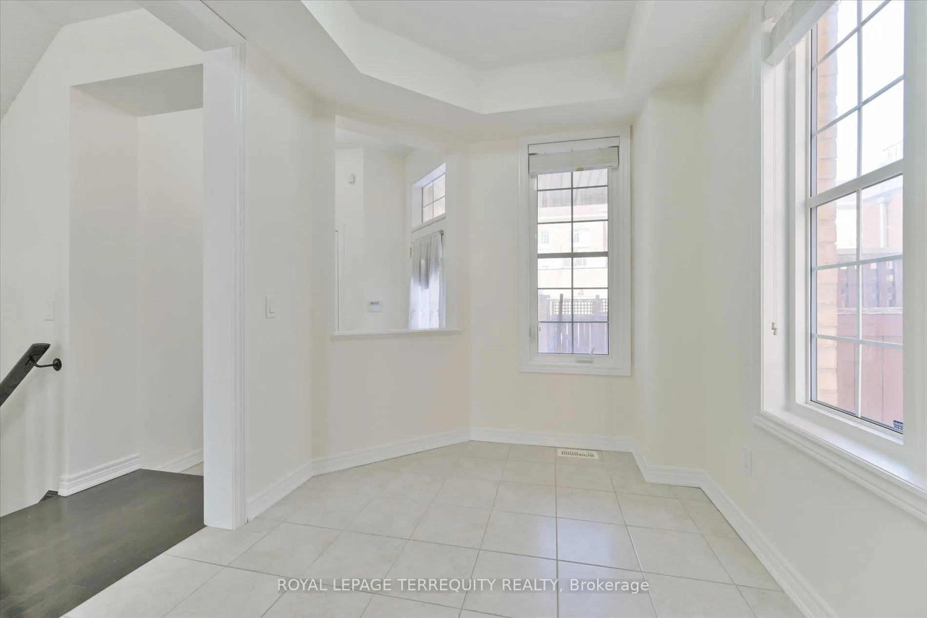 Photo 11 of 34 Tufo Avenue, Markham, Victoria Square — HOMEH
