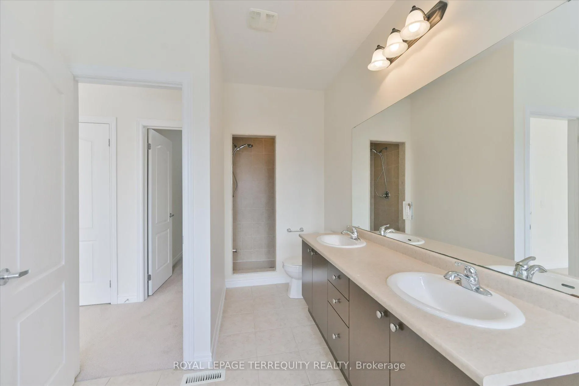 Photo 23 of 34 Tufo Avenue, Markham, Victoria Square — HOMEH