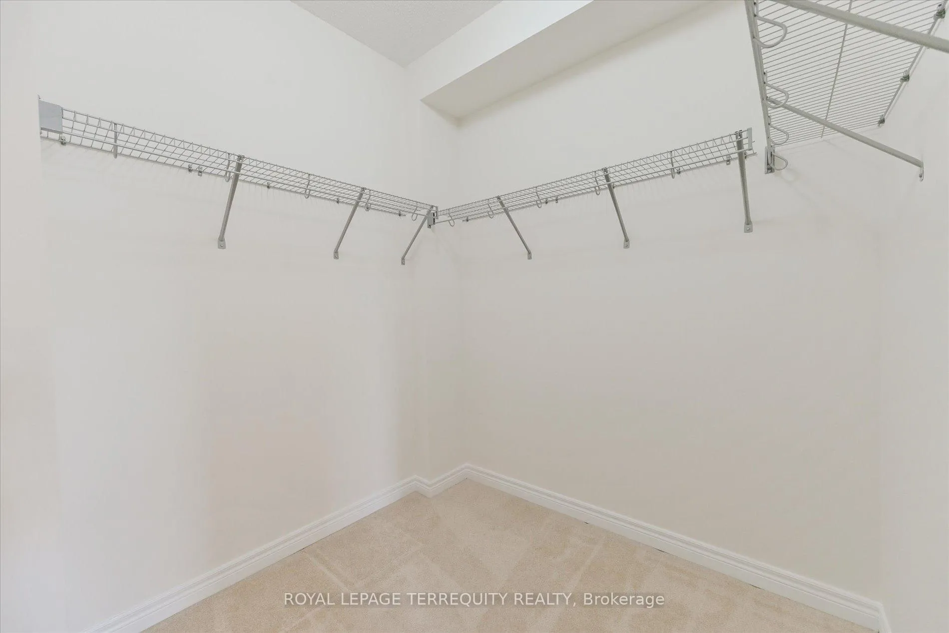 Photo 24 of 34 Tufo Avenue, Markham, Victoria Square — HOMEH