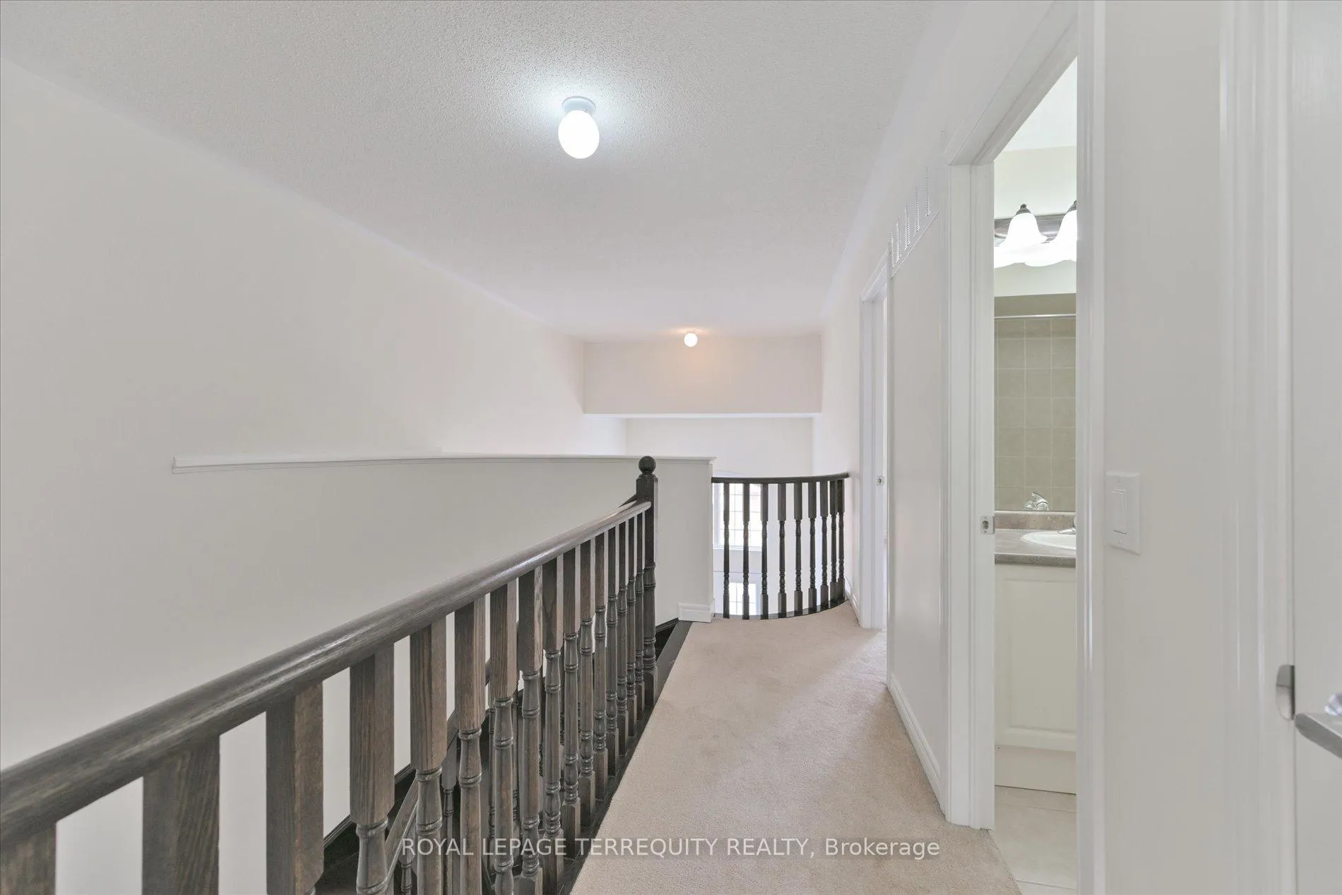 Photo 28 of 34 Tufo Avenue, Markham, Victoria Square — HOMEH